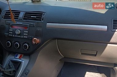 Минивэн Ford C-Max 2010 в Ромнах