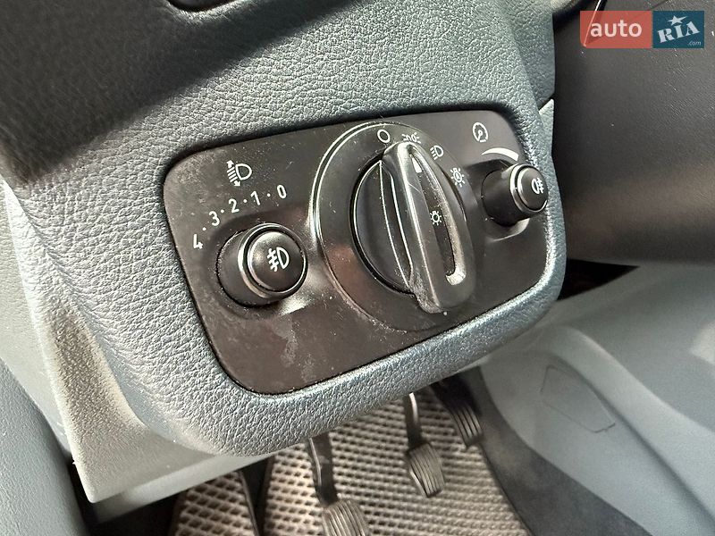 Мінівен Ford C-Max 2012 в Рівному