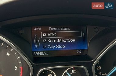 Минивэн Ford C-Max 2015 в Стрые