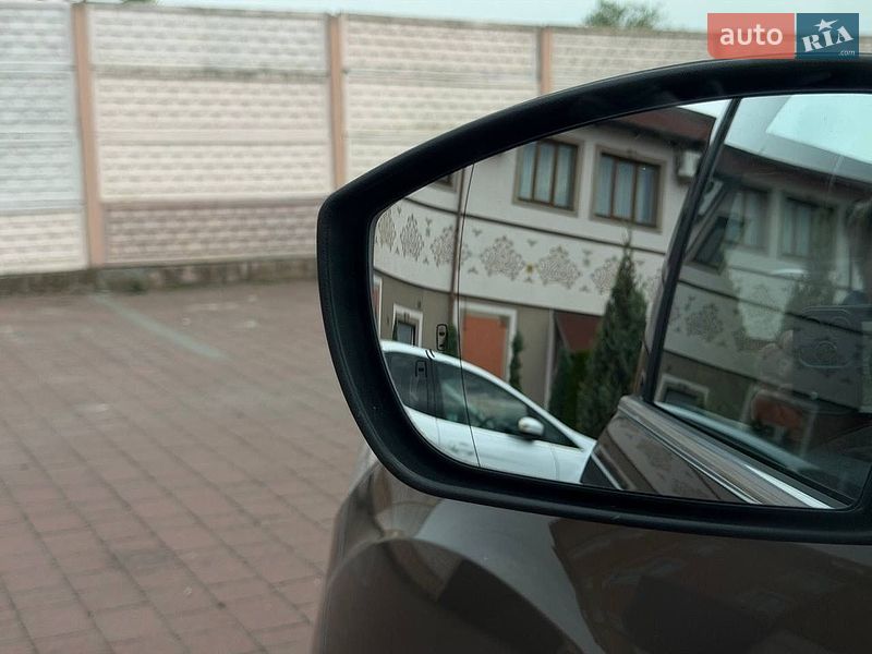 Минивэн Ford C-Max 2015 в Стрые