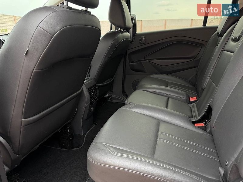 Минивэн Ford C-Max 2015 в Стрые