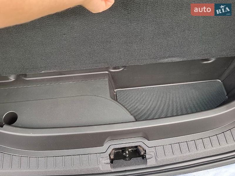 Мінівен Ford C-Max 2017 в Мостиській