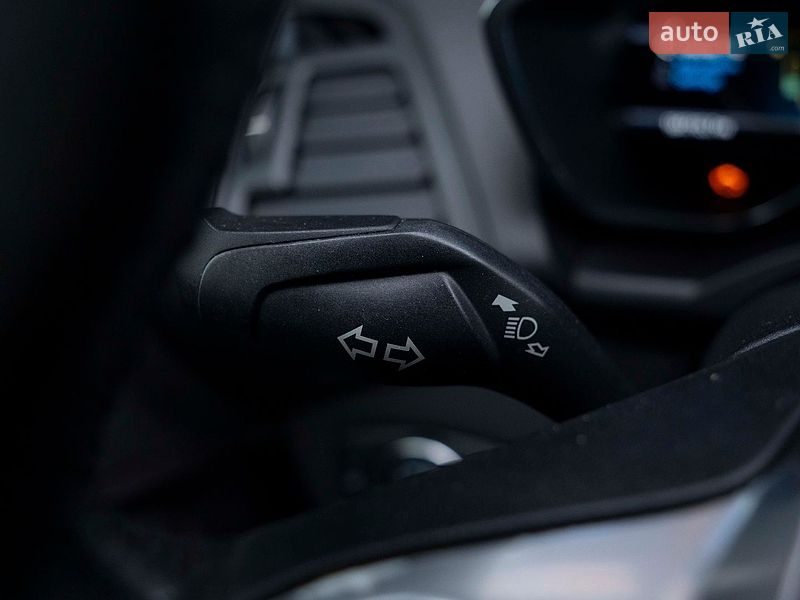 Мінівен Ford C-Max 2015 в Києві
