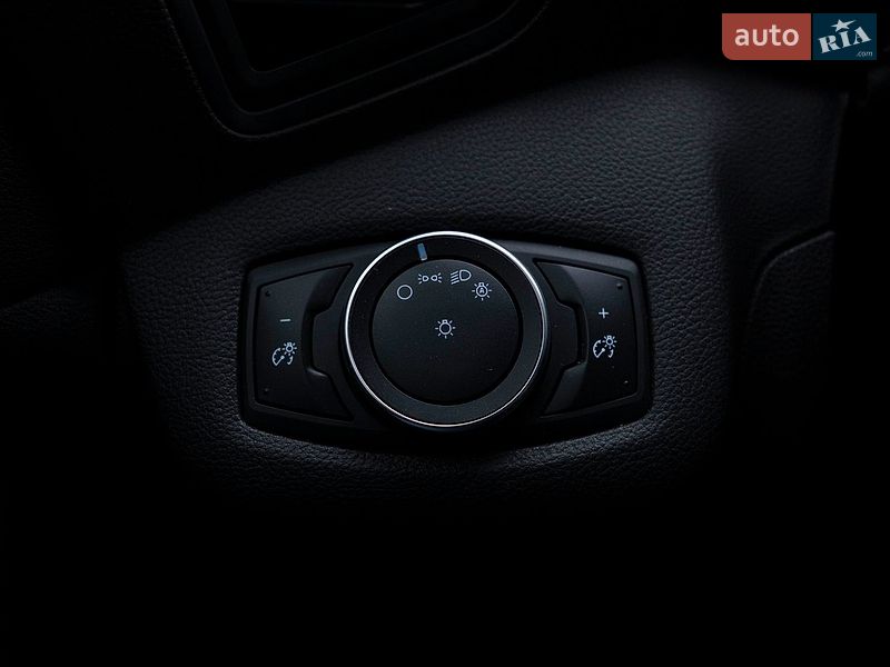 Мінівен Ford C-Max 2015 в Києві