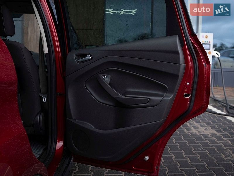 Мінівен Ford C-Max 2015 в Києві