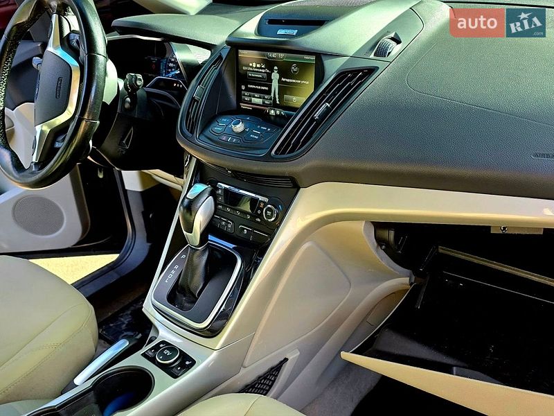Мінівен Ford C-Max 2014 в Дніпрі