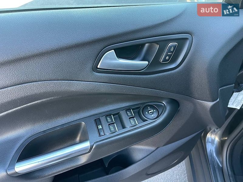 Минивэн Ford C-Max 2015 в Киеве