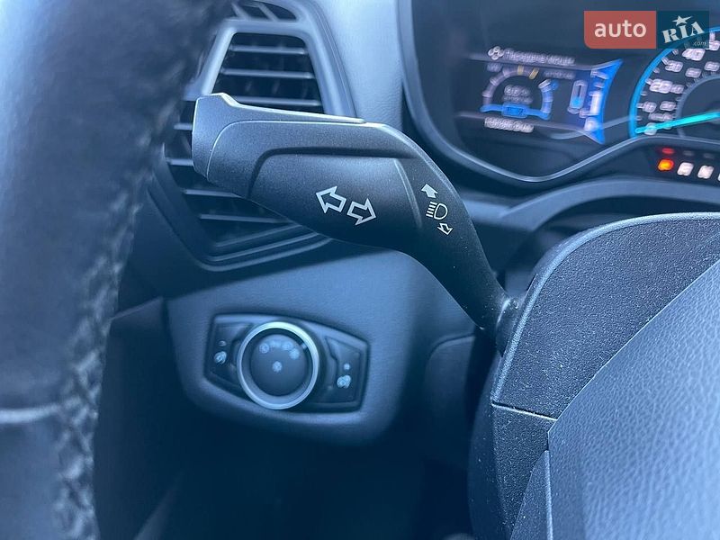 Минивэн Ford C-Max 2015 в Киеве