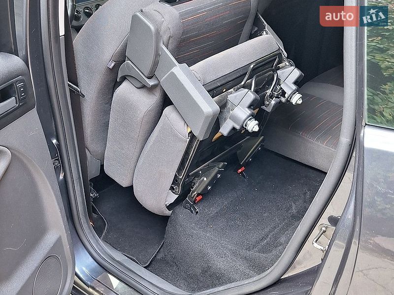 Минивэн Ford C-Max 2007 в Харькове