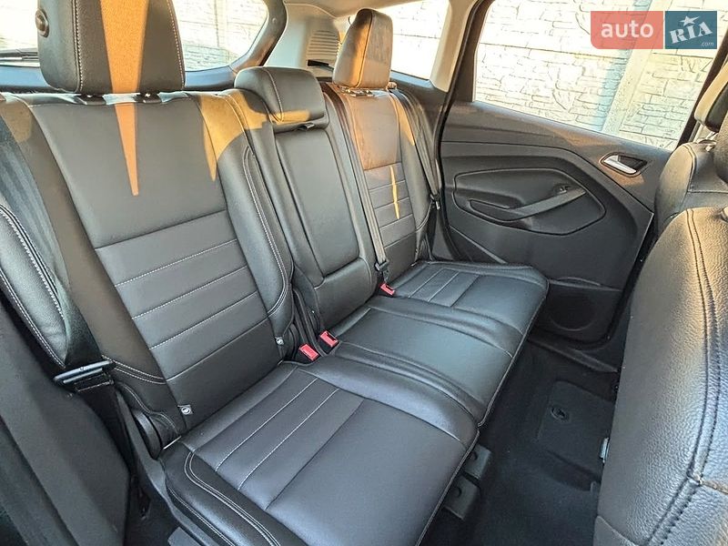 Мінівен Ford C-Max 2015 в Запоріжжі
