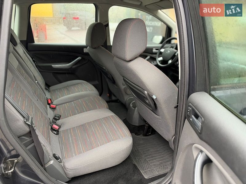 Минивэн Ford C-Max 2009 в Львове