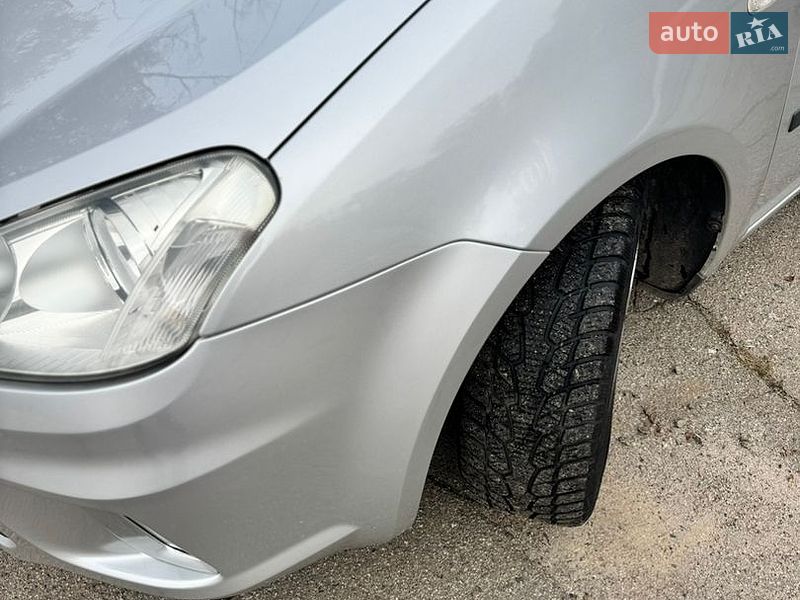 Минивэн Ford C-Max 2007 в Николаеве