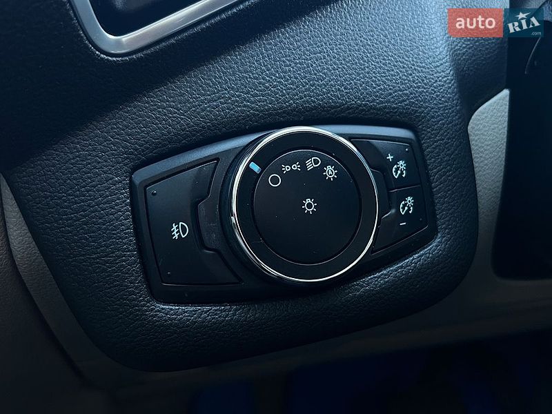 Мінівен Ford C-Max 2013 в Івано-Франківську
