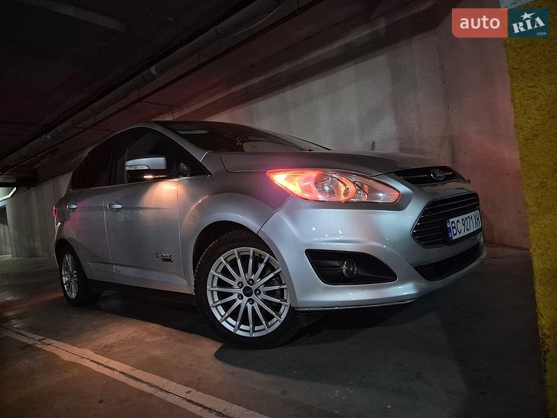 Мінівен Ford C-Max 2015 в Львові
