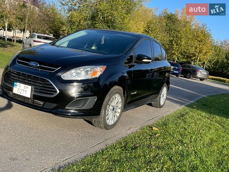 Минивэн Ford C-Max 2017 в Днепре