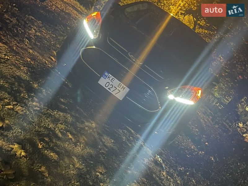 Минивэн Ford C-Max 2017 в Днепре