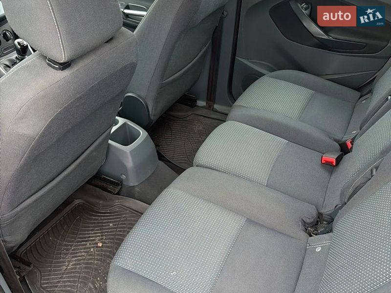 Минивэн Ford C-Max 2012 в Тернополе
