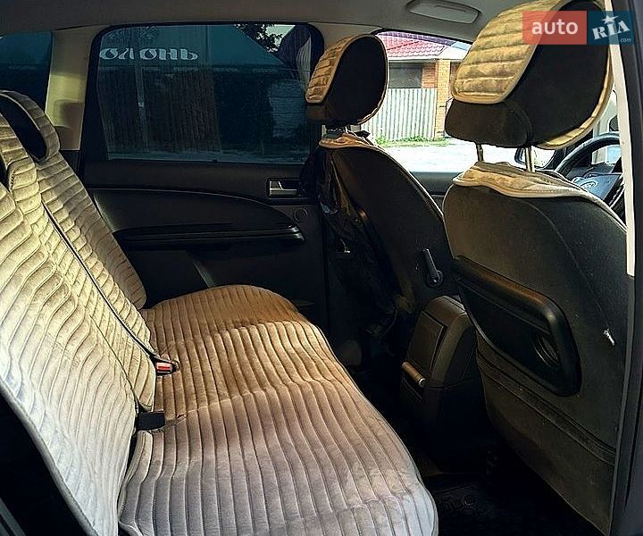 Минивэн Ford C-Max 2004 в Новой Водолаге