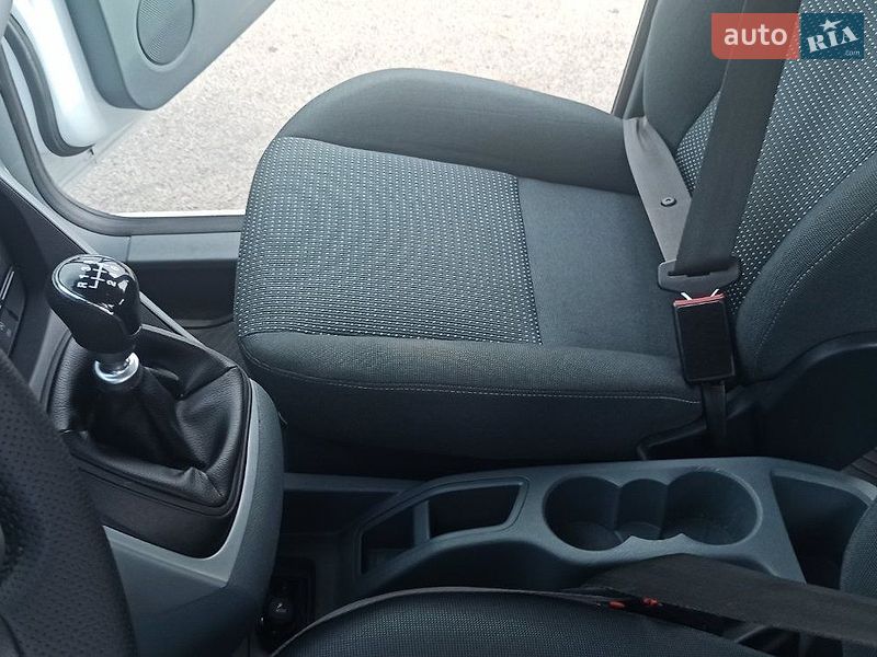 Минивэн Ford C-Max 2013 в Переяславе