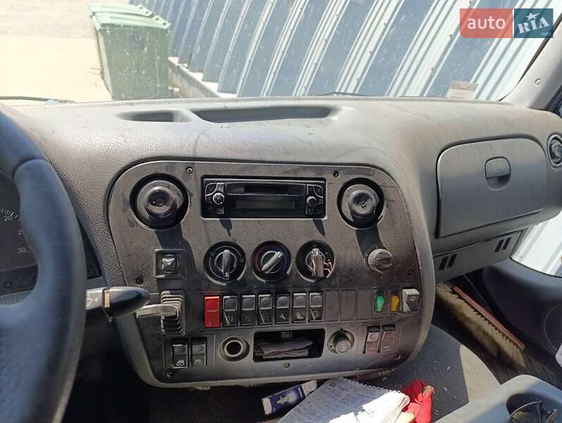 Вантажний фургон Ford Cargo 2008 в Дніпрі