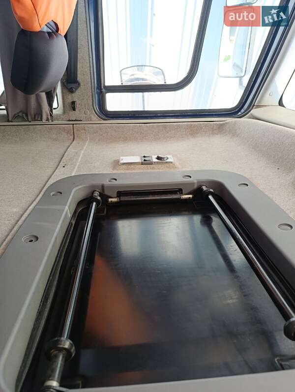 Вантажний фургон Ford Cargo 2008 в Дніпрі