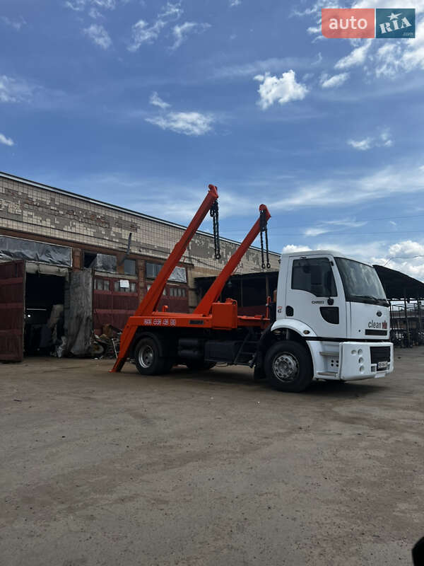 Контейнеровоз Ford Cargo 2007 в Виннице