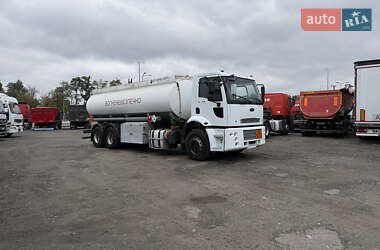 Бензовоз Ford Cargo 2014 в Киеве