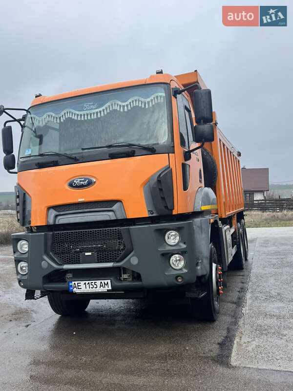 Самосвал Ford Cargo 2017 в Днепре