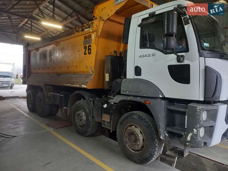 Самоскид Ford Cargo 2016 в Львові