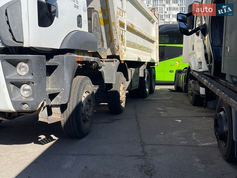 Самосвал Ford Cargo 2016 в Киеве