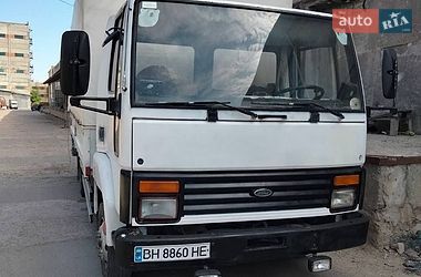 Тентованый Ford Cargo 1987 в Одессе