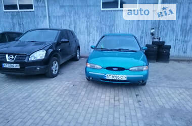 Седан Ford Contour 1995 в Ивано-Франковске