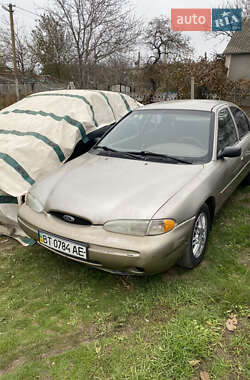 Седан Ford Contour 1997 в Березанці