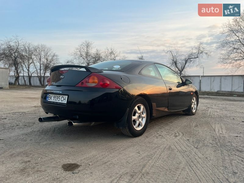 Купе Ford Cougar 1999 в Дубні