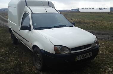 Грузопассажирский фургон Ford Courier 2000 в Дубно