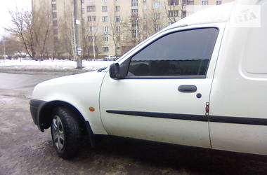 Минивэн Ford Courier 2001 в Киеве