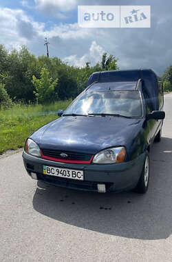 Грузовой фургон Ford Courier 2002 в Ужгороде