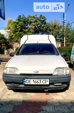 Грузовой фургон Ford Courier 1993 в Черновцах