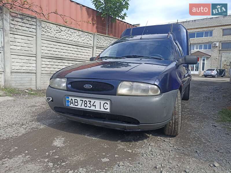 Вантажний фургон Ford Courier 1999 в Вінниці