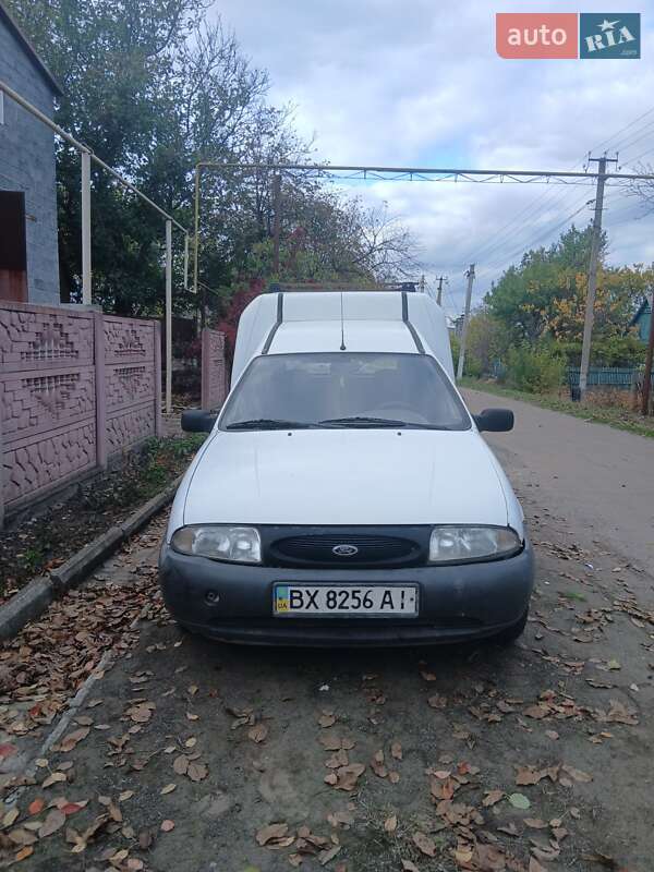Минивэн Ford Courier 1999 в Апостолово фото Минивэн Ford Courier 1999 в Апостолово