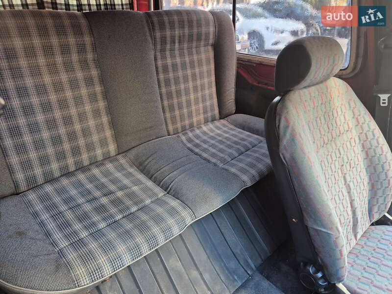 Минивэн Ford Courier 1995 в Славуте