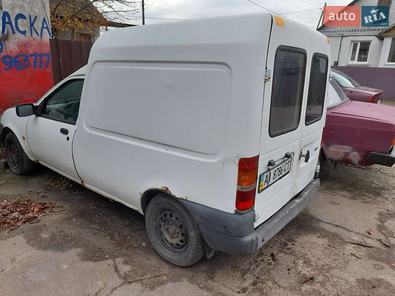 Седан Ford Courier 2000 в Житомире