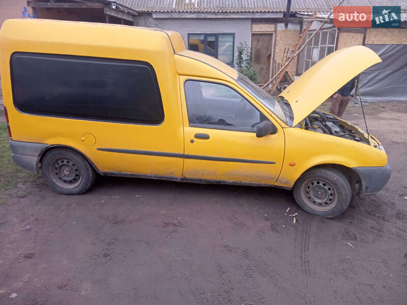 Минивэн Ford Courier 1997 в Христиновке