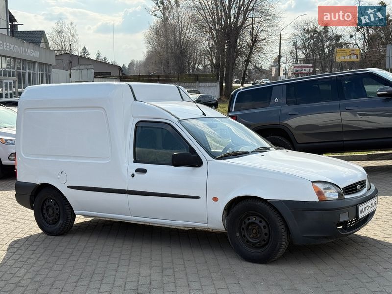 Ford Courier 2000