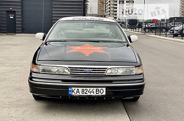 Седан Ford Crown Victoria 1994 в Киеве