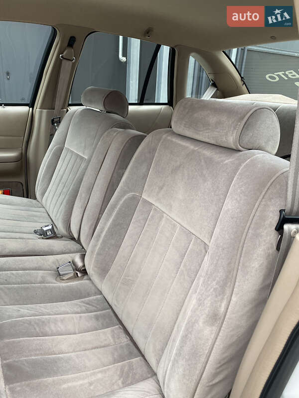 Седан Ford Crown Victoria 1994 в Киеве