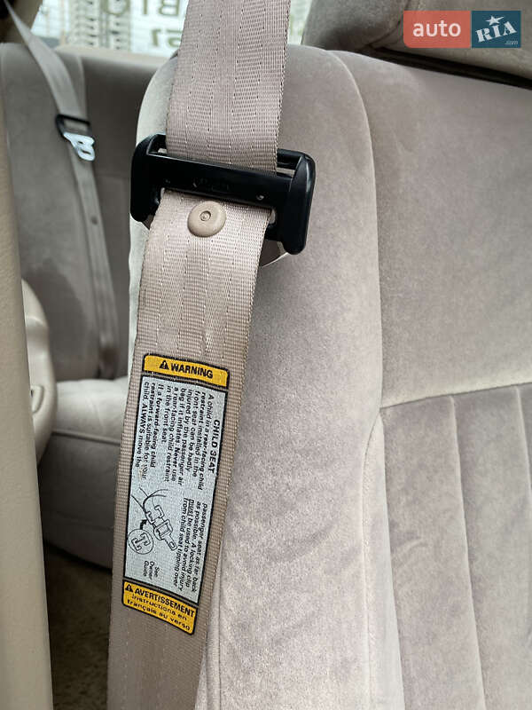 Седан Ford Crown Victoria 1994 в Киеве