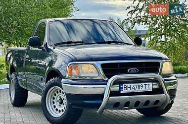 Борт Ford E-150 2004 в 