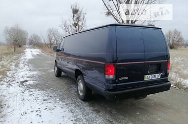 Вантажний фургон Ford E-250 2003 в Києві