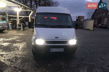 Минивэн Ford E-250 2003 в 